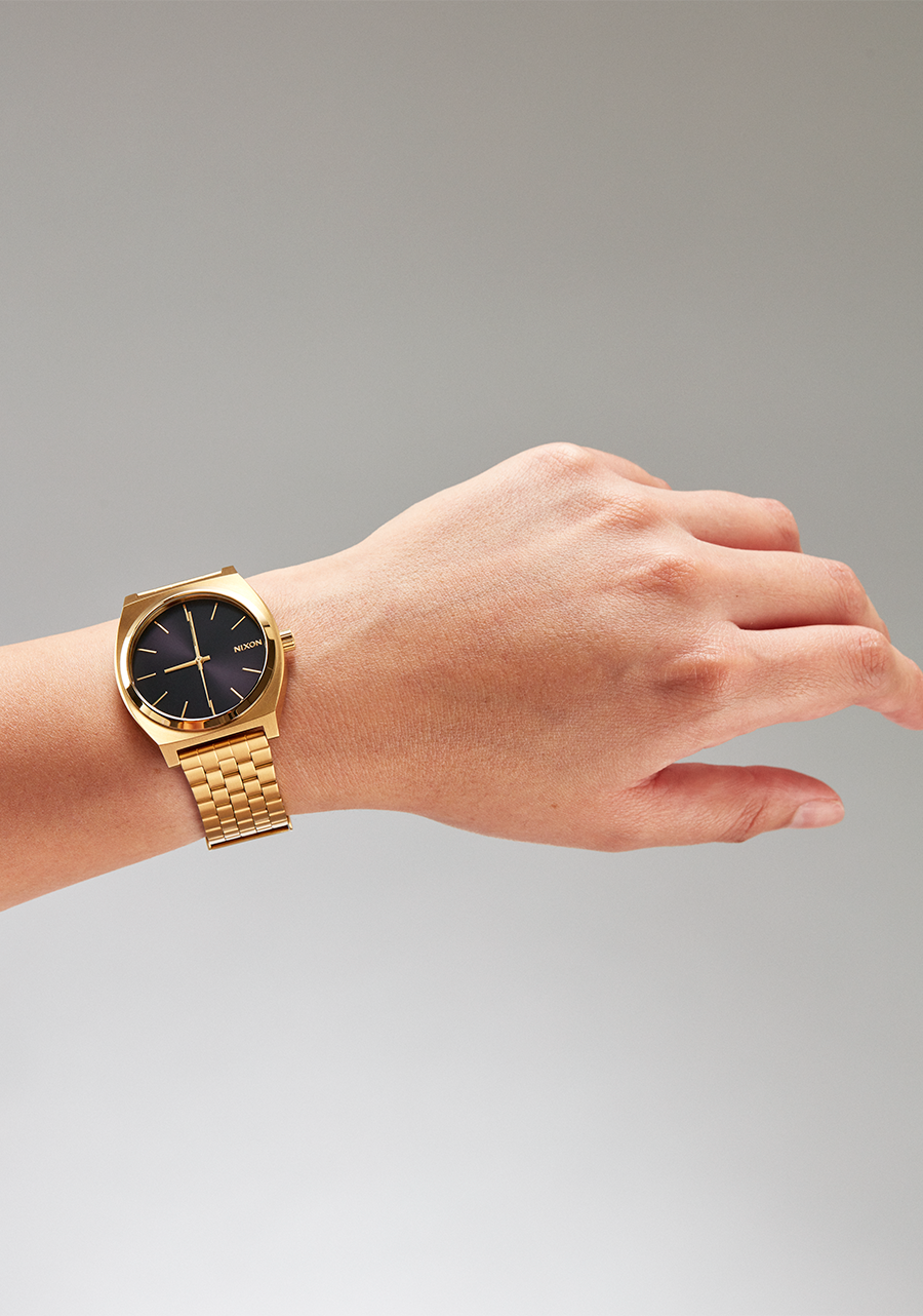 
NIXDEV01 Time Teller Analog Watch - Gold / Indigo - View 6