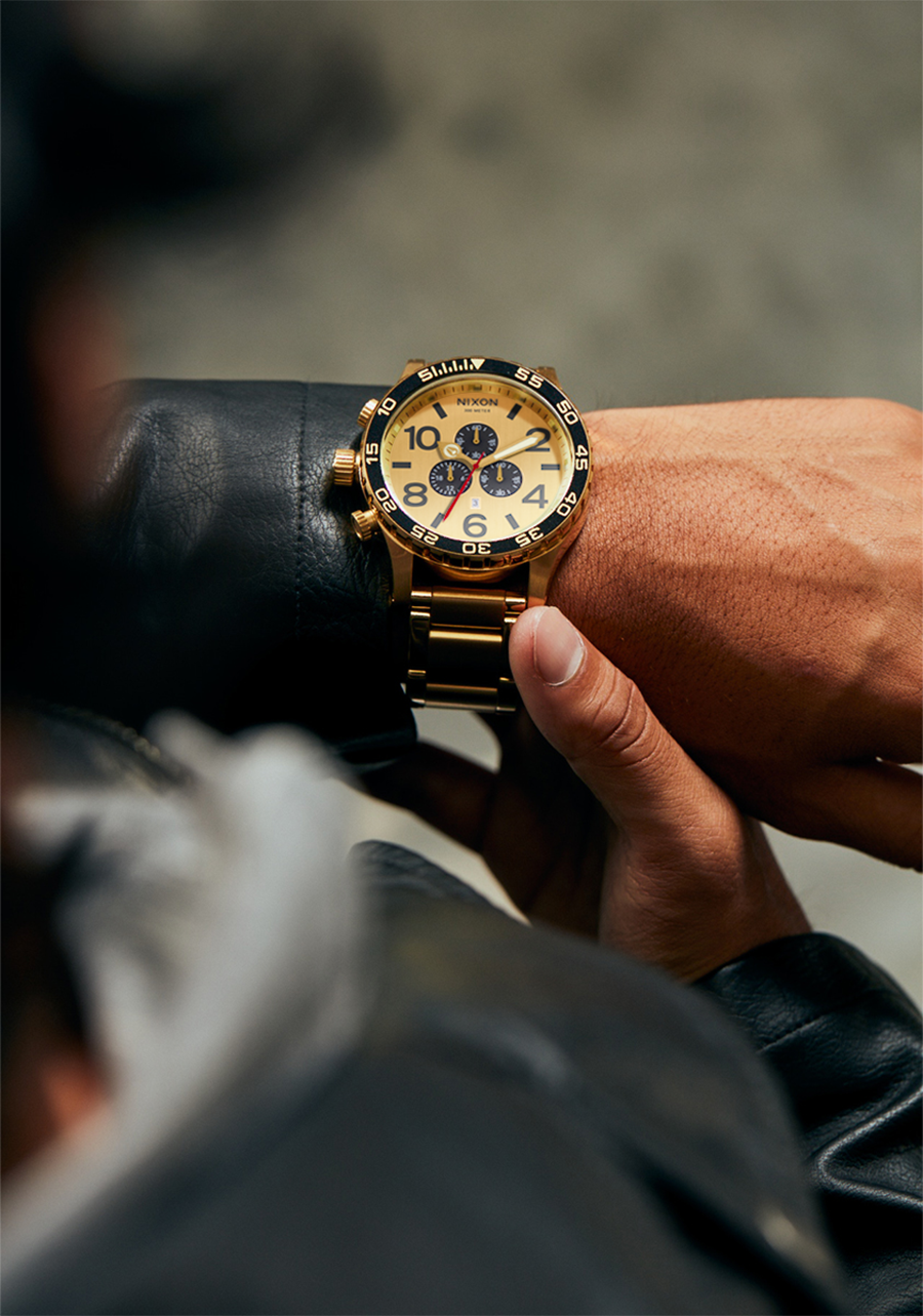
NIXDEV01 51-30 Chrono Analog Watch - All Gold / Gold / Black - View 5