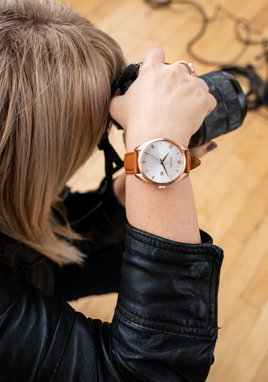 
NIXDEV01 Thalia Leather Analog Watch - Rose Gold / White - View 5