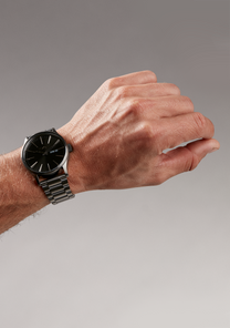 
NIXDEV01 Sentry Stainless Steel Analog Watch - Gunmetal / Black Sunray - View 5