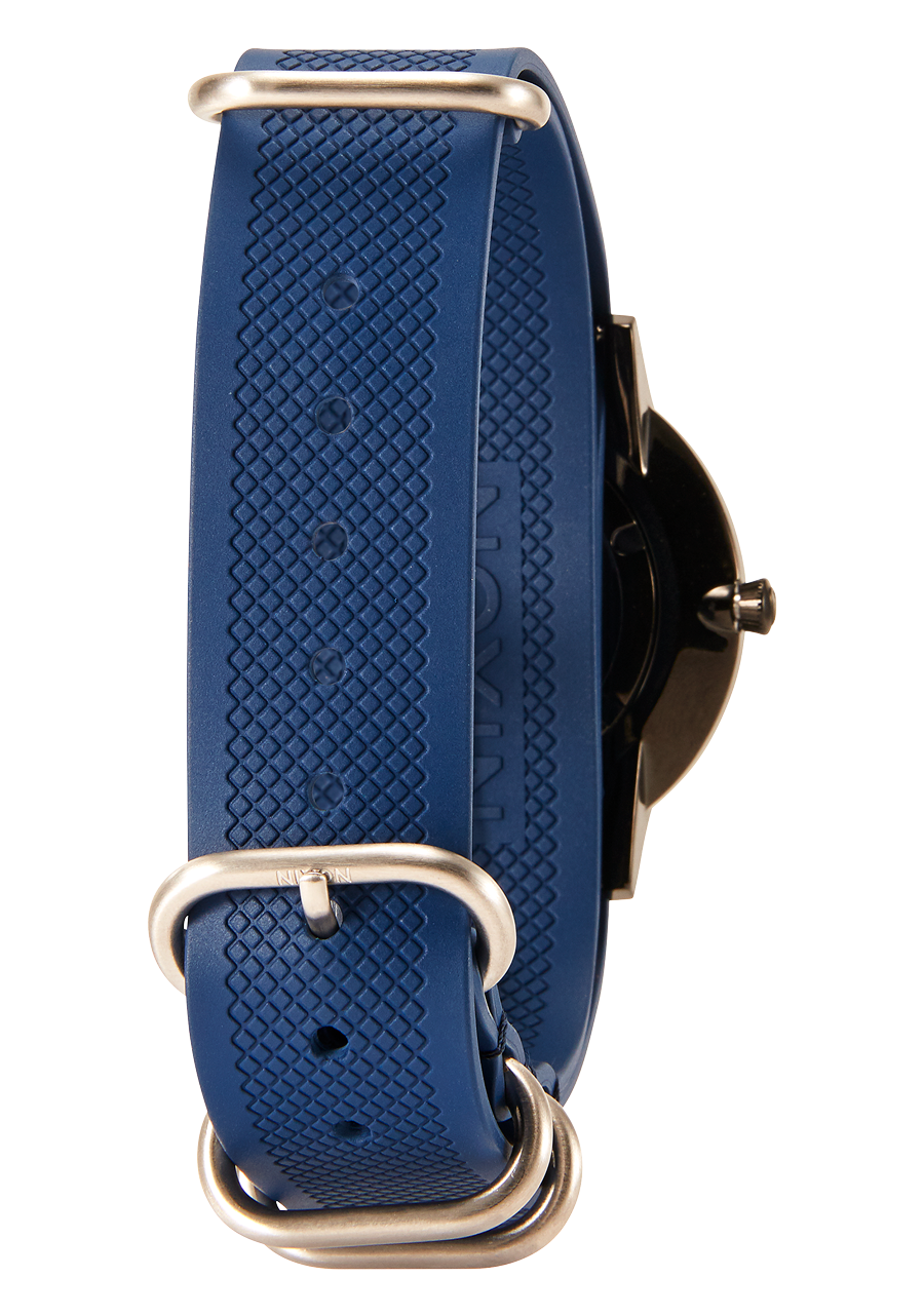 
20mm FKM Rubber NATO Band - Navy / Blue View 5